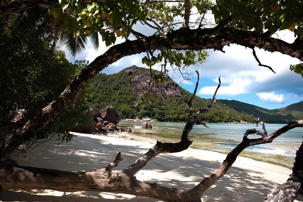 Le Domaine De La Reserve Anse Volbert Village Exterior foto